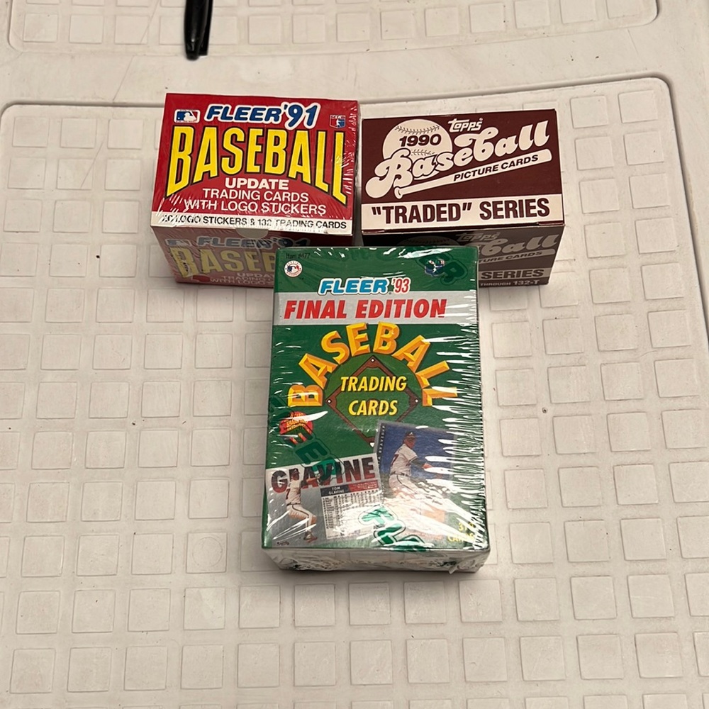 COPY - COPY - Lot of 3 mini MLB baseball sets Topps & Fleer 1990,91,93